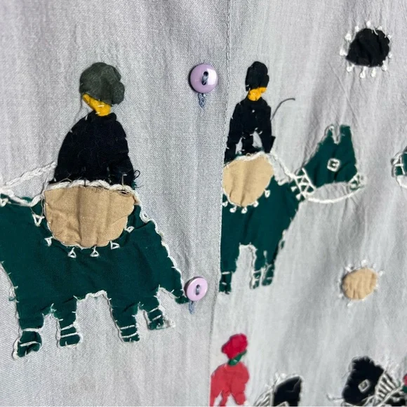 Passports Of Pier 1 Imports Vintage Chambray Button Up Animal Appliqués Size S - Picture 7 of 15
